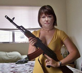 Martine-Aubry-Fusil-caricature